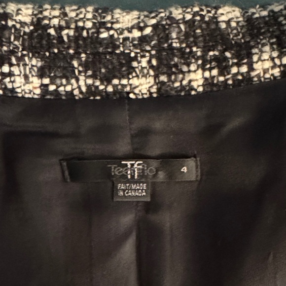 90s Women's Black and White Tweed Jacket - Picture 3 of 5